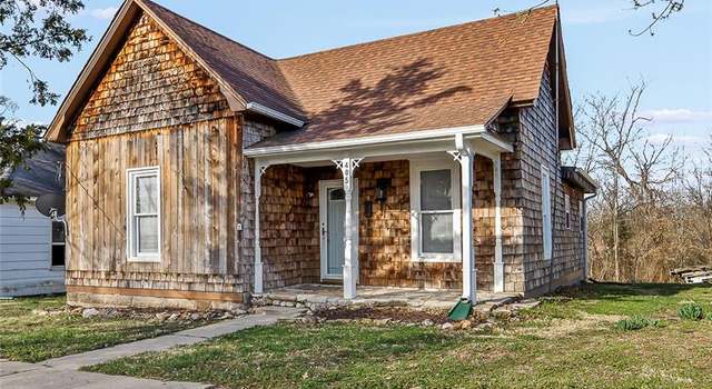 Photo of 405 Hill Top Dr, MO 65059