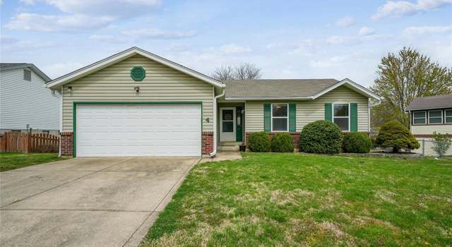 Photo of 4 Pine Tree Ct, St Peters, MO 63376