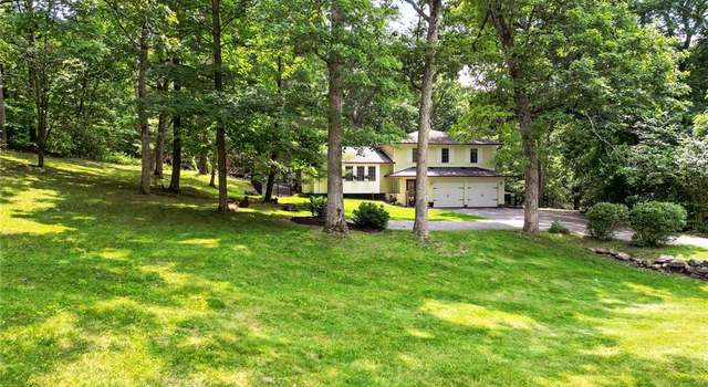 Photo of 47 Green Valley Rd, Eureka, MO 63025