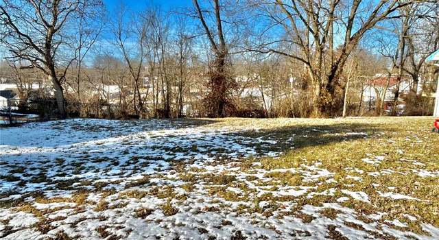 Photo of 404 E 2nd St, Salem, MO 65560