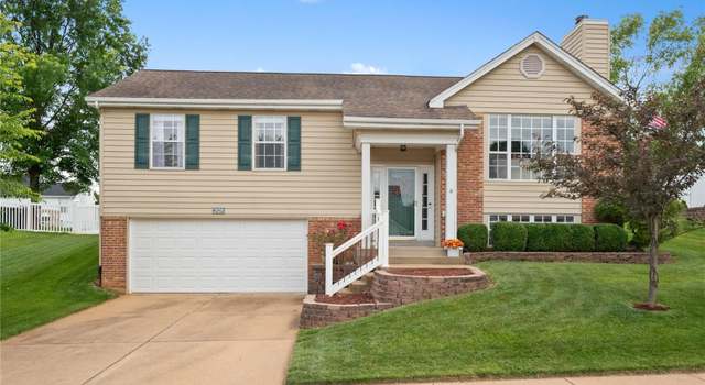 Photo of 2828 Fox Run Rdg, Arnold, MO 63010