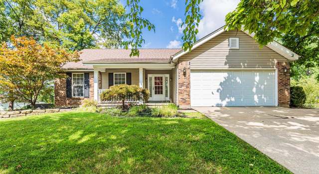 Photo of 2949 Galaxy Pl, Maryland Heights, MO 63043