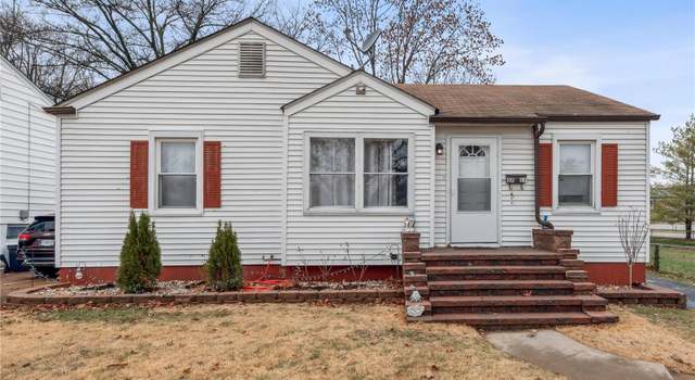Photo of 3717 Saint Bridget Ln, St Ann, MO 63074