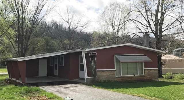 Photo of 809 Pike Dr, Waynesville, MO 65583