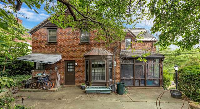 Photo of 7230 S Winchester Dr, St Louis, MO 63121