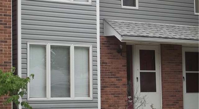 Photo of 1652 Forest Hills Dr, St Charles, MO 63303