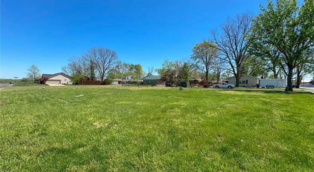 Photo of 300 Freedom Dr, Hecker, IL 62248