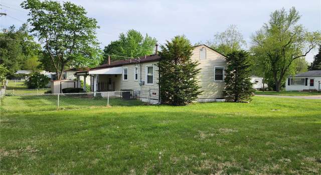 Photo of 9860 Calumet Dr, St Louis, MO 63137
