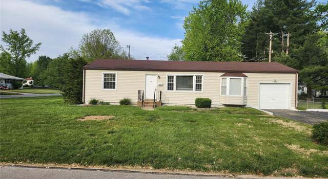 Photo of 9860 Calumet Dr, St Louis, MO 63137