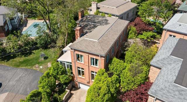 Photo of 1 W Walinca, St Louis, MO 63105