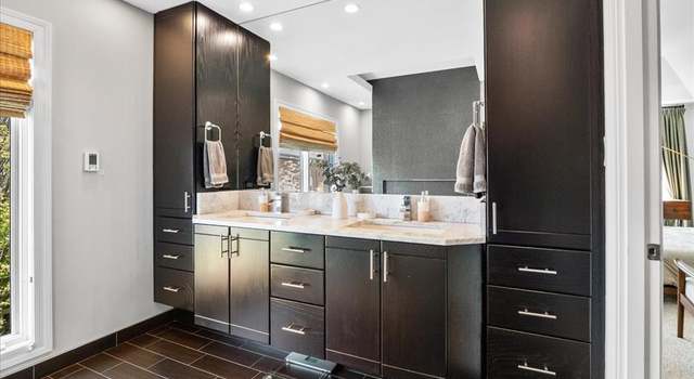 Photo of 1 W Walinca, St Louis, MO 63105