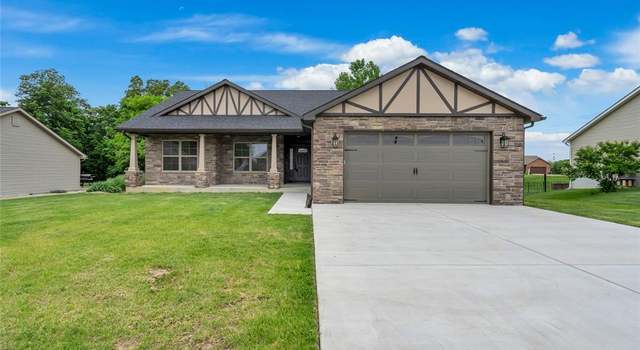 Photo of 419 Bluff Meadows Dr, Valmeyer, IL 62295