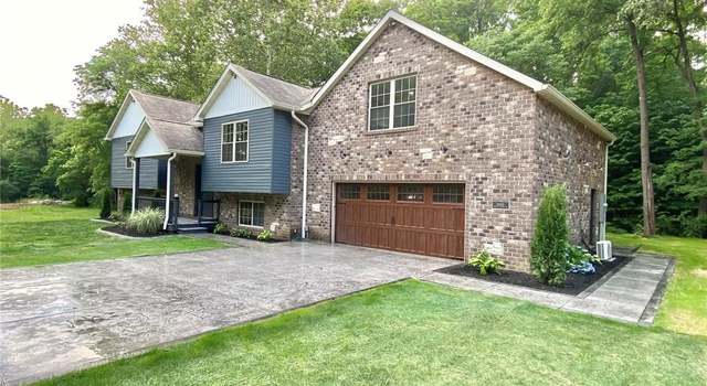 Photo of 26339 Jersey Landing Rd, Godfrey, IL 62035