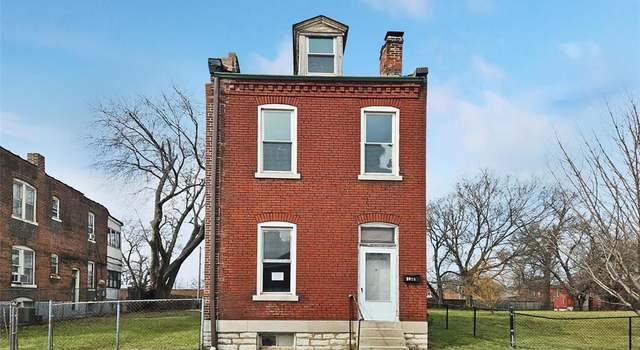 Photo of 2025 E College Ave, Saint Louis, MO 63107