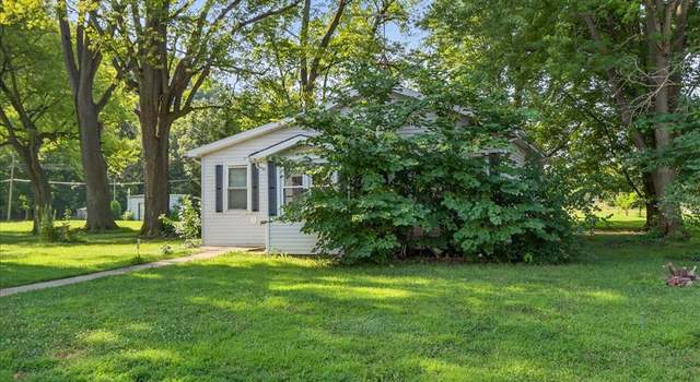 Photo of 500 School St, Valmeyer, IL 62295