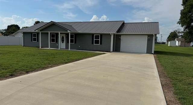 Photo of 902 C St, Malden, MO 63863