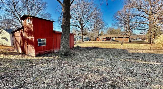 Photo of 241 W Airline Dr, Rosewood Heights, IL 62024