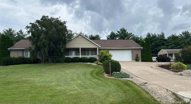 Photo of 13824 White Pine Ln, Godfrey, IL 62035