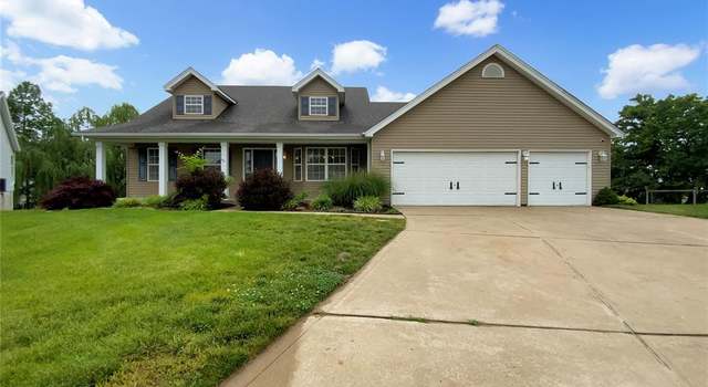 Photo of 938 Hampshire Heath Dr, O'fallon, MO 63368
