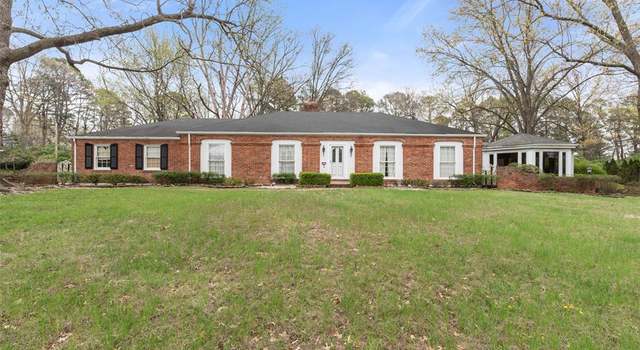 Photo of 2050 Firethorn Dr, St Louis, MO 63131