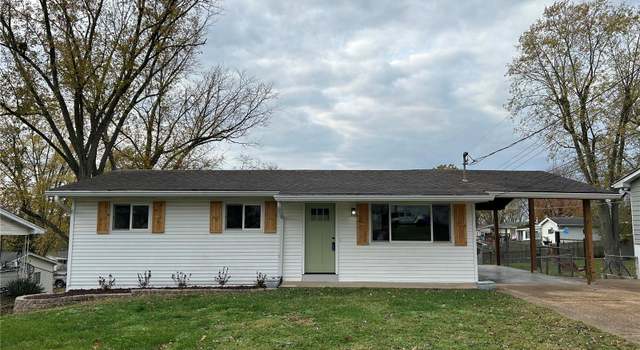 Photo of 304 Sunset Dr, Gray Summit, MO 63039