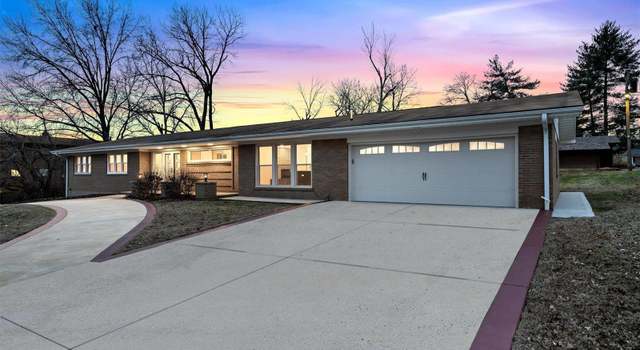 Photo of 6 Heartwoods Ct, St Louis, MO 63132