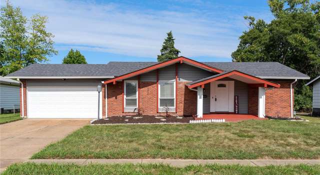 Photo of 1354 Woodpath Dr, Florissant, MO 63031