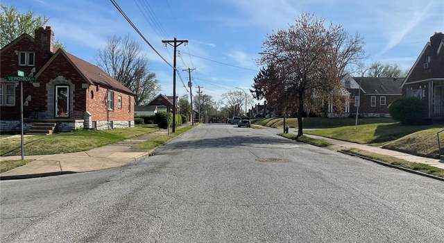 Photo of 8811 Northcrest Ln, St Louis, MO 63147