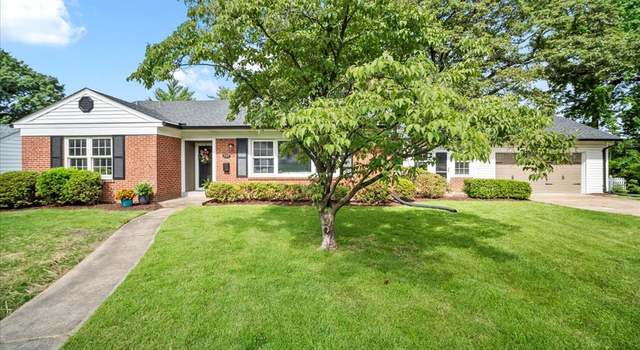 Photo of 707 Applewood Dr, Kirkwood, MO 63122