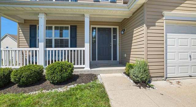 Photo of 1921 Teresa Fields Ln, Lake St Louis, MO 63367
