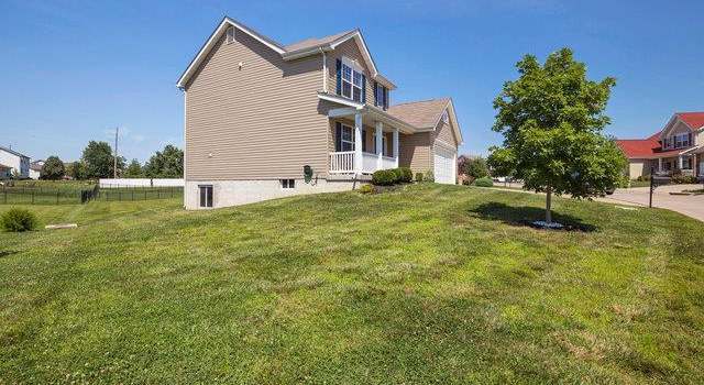 Photo of 1921 Teresa Fields Ln, Lake St Louis, MO 63367