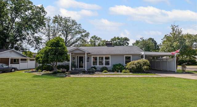 Photo of 731 W Boone St, Salem, IL 62881