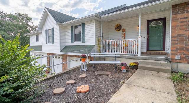 Photo of 501 Wildwood Ln, Waynesville, MO 65583