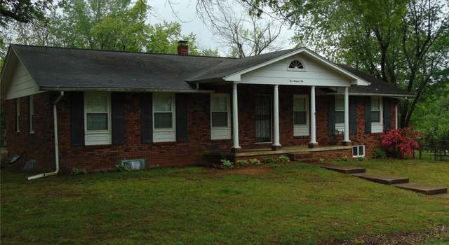 Photo of 904 Plum St, Doniphan, MO 63935
