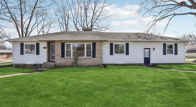 Photo of 99 N Clinton St, Aviston, IL 62216