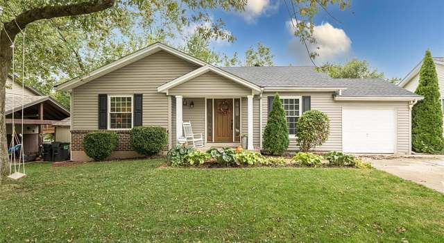 Photo of 1421 Saint Gregory Ln, St Charles, MO 63304