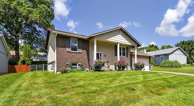 Photo of 25 Universal Dr, St Peters, MO 63376