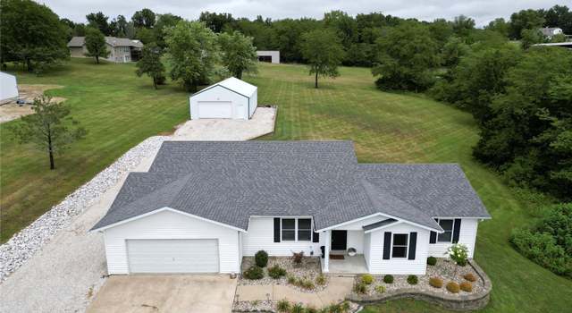 Photo of 61 Westminister Dr, Moscow Mills, MO 63362