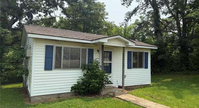 Photo of 702 High St, Marble Hill, MO 63764