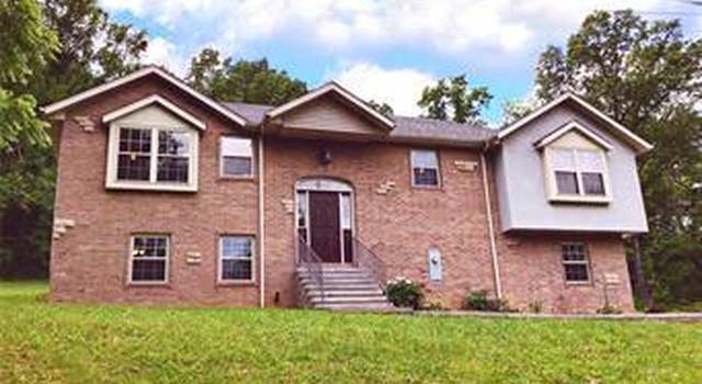 Photo of 706 Dodd Rd, Waynesville, MO 65583