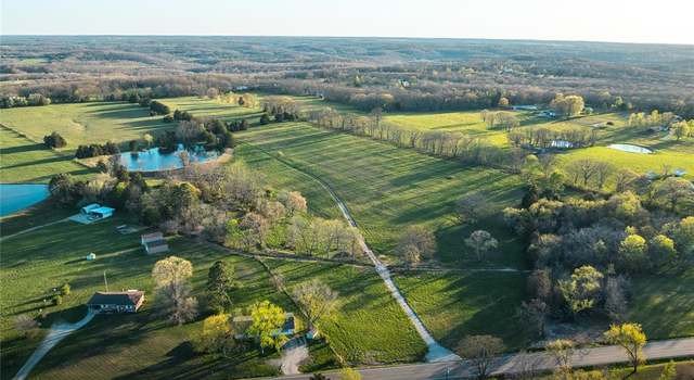 Photo of 35 Highway 8 E, Steelville, MO 65565