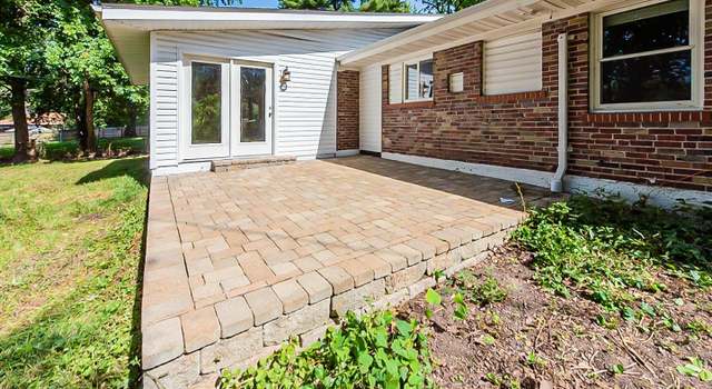Photo of 937 Abbeville Dr, St Louis, MO 63130