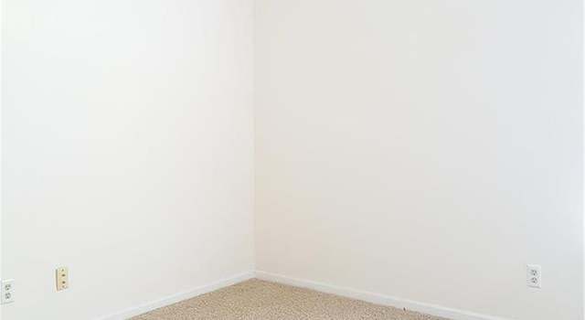 Photo of 1255 Creve Coeur Crossing Ln Unit L, Chesterfield, MO 63017