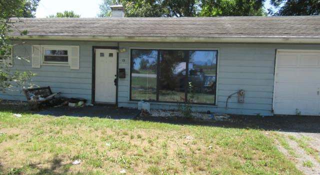 Photo of 19 Hanover Ln, East Saint Louis, IL 62206
