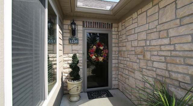 Photo of 1220 Three Rivers Dr, O Fallon, IL 62269