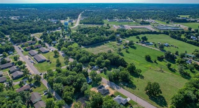 Photo of 1020 Main St, Lebanon, MO 65536