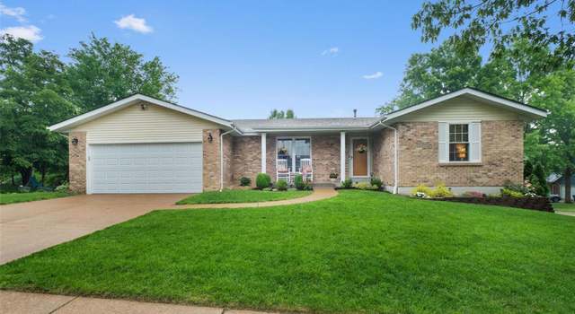 Photo of 155 Nostra Villa Dr, Fenton, MO 63026