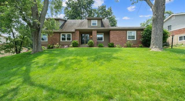 Photo of 313 Wildbrier Dr, Ballwin, MO 63011