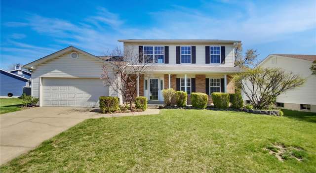 Photo of 4164 Burgess Hill Dr, St Charles, MO 63304