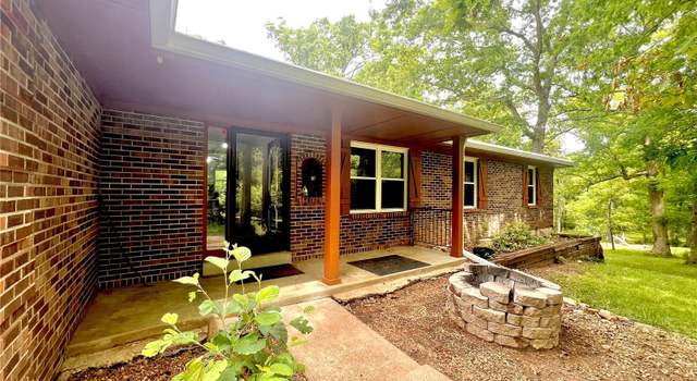 Photo of 105 Redbud Ln, Hillsboro, MO 63050